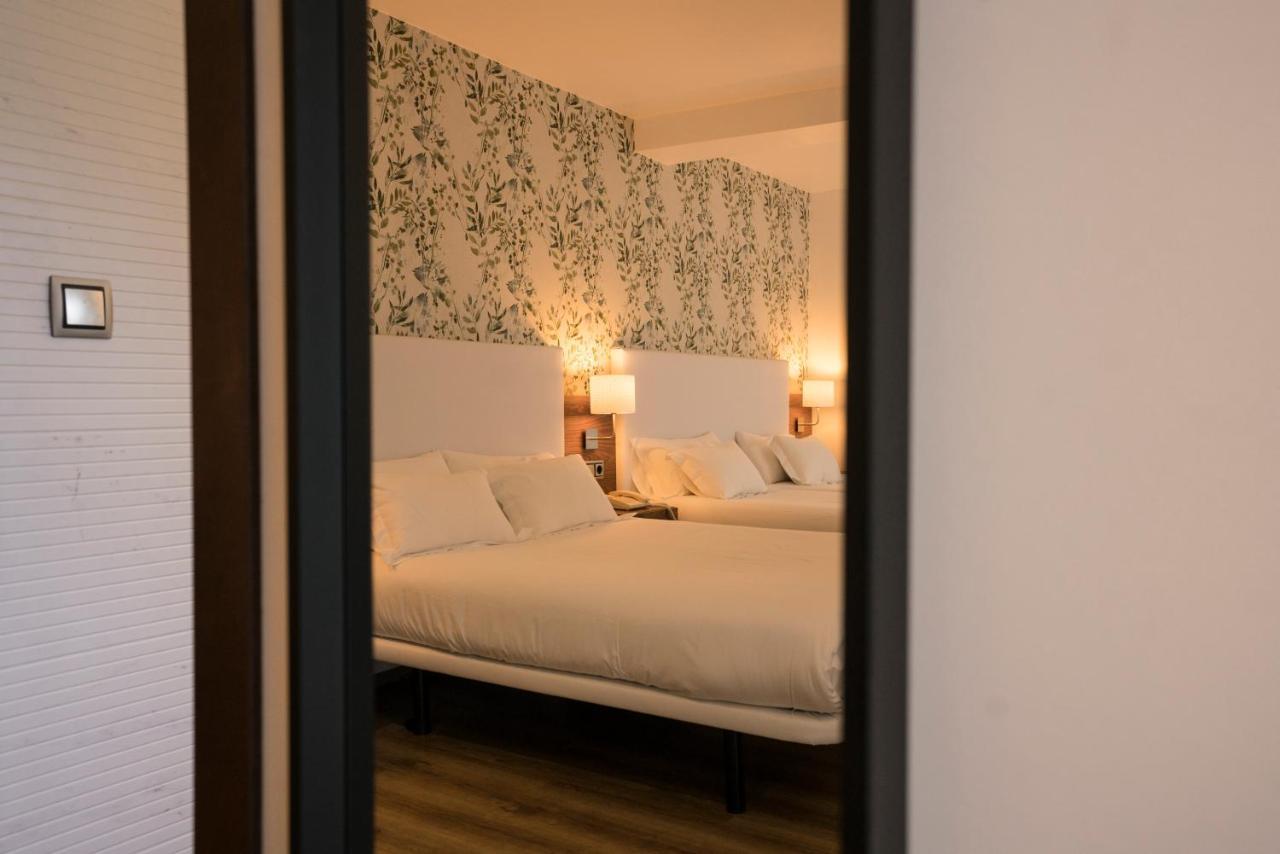 Hotel Piramide ポルトノボ エクステリア 写真