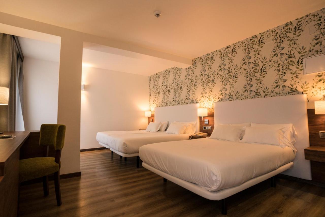 Hotel Piramide ポルトノボ エクステリア 写真