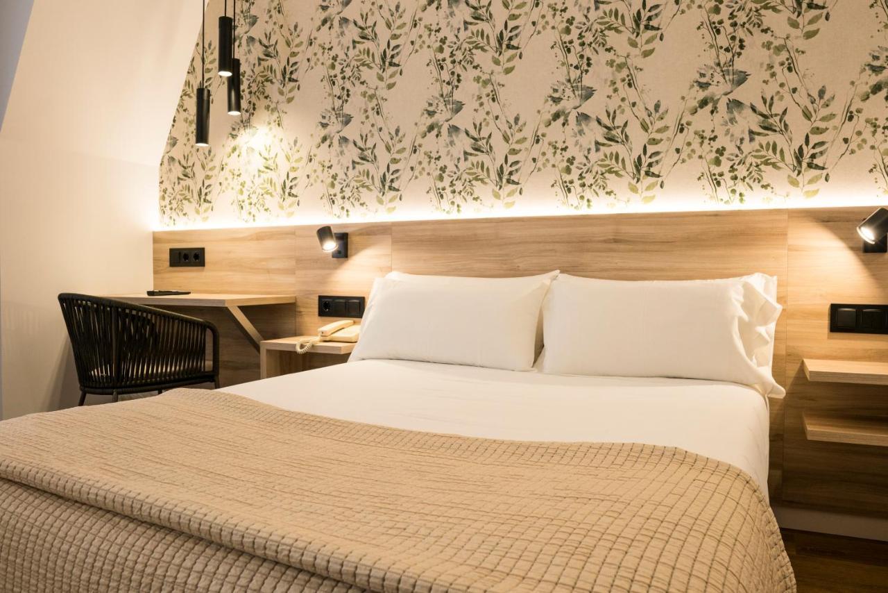 Hotel Piramide ポルトノボ エクステリア 写真
